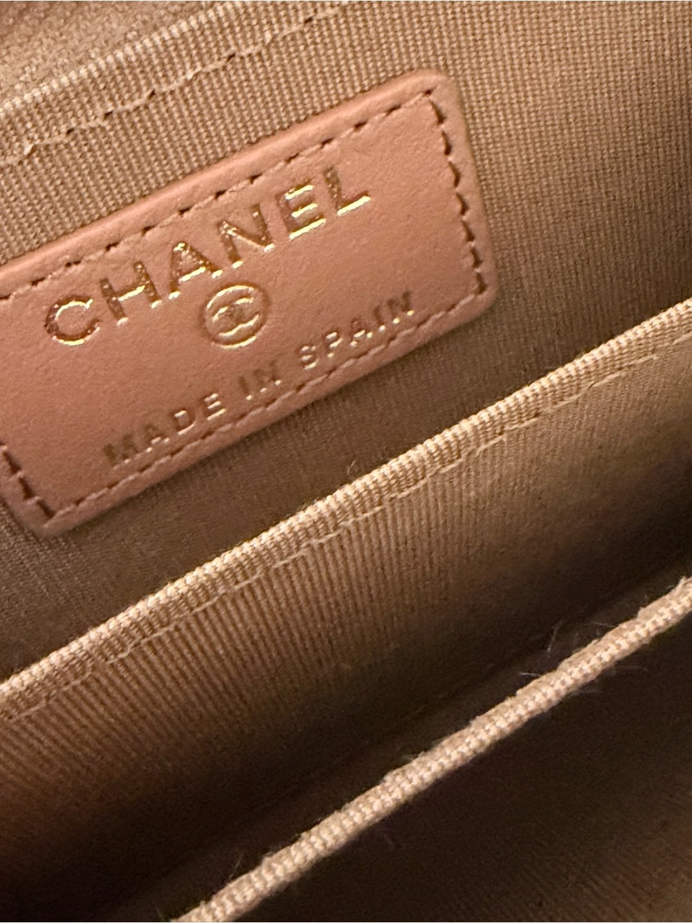 Chanel O-Coin Purse 21K Brown - Picture 6 of 13